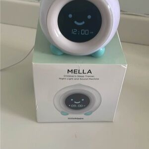 MELLA Children's Sleep Trainer - White and Blue